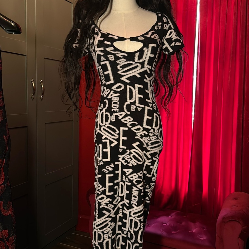 Bodycon doodle scribble dress